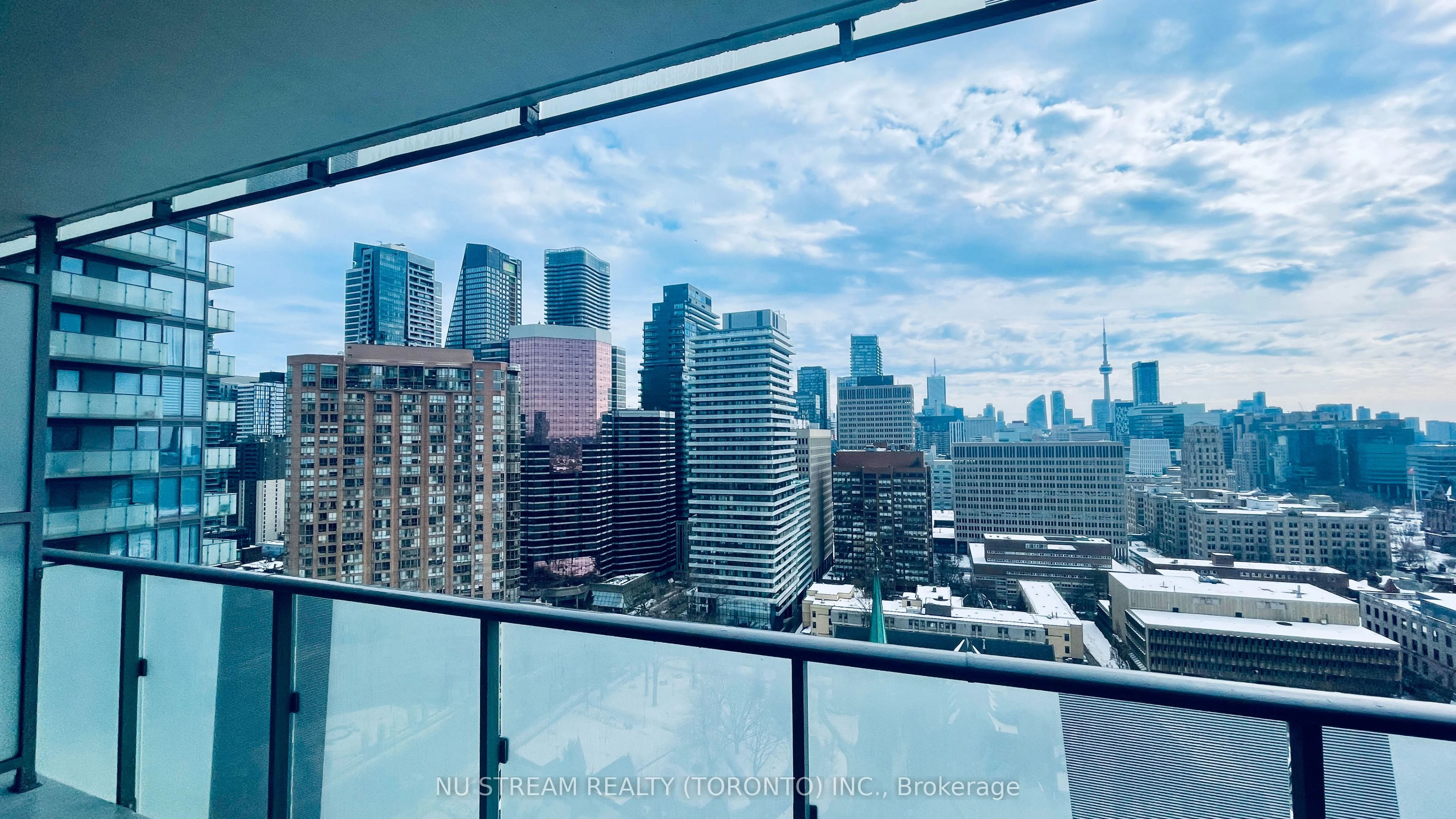 65 St Mary Street 2003, Toronto C01, ON M5S 0A6