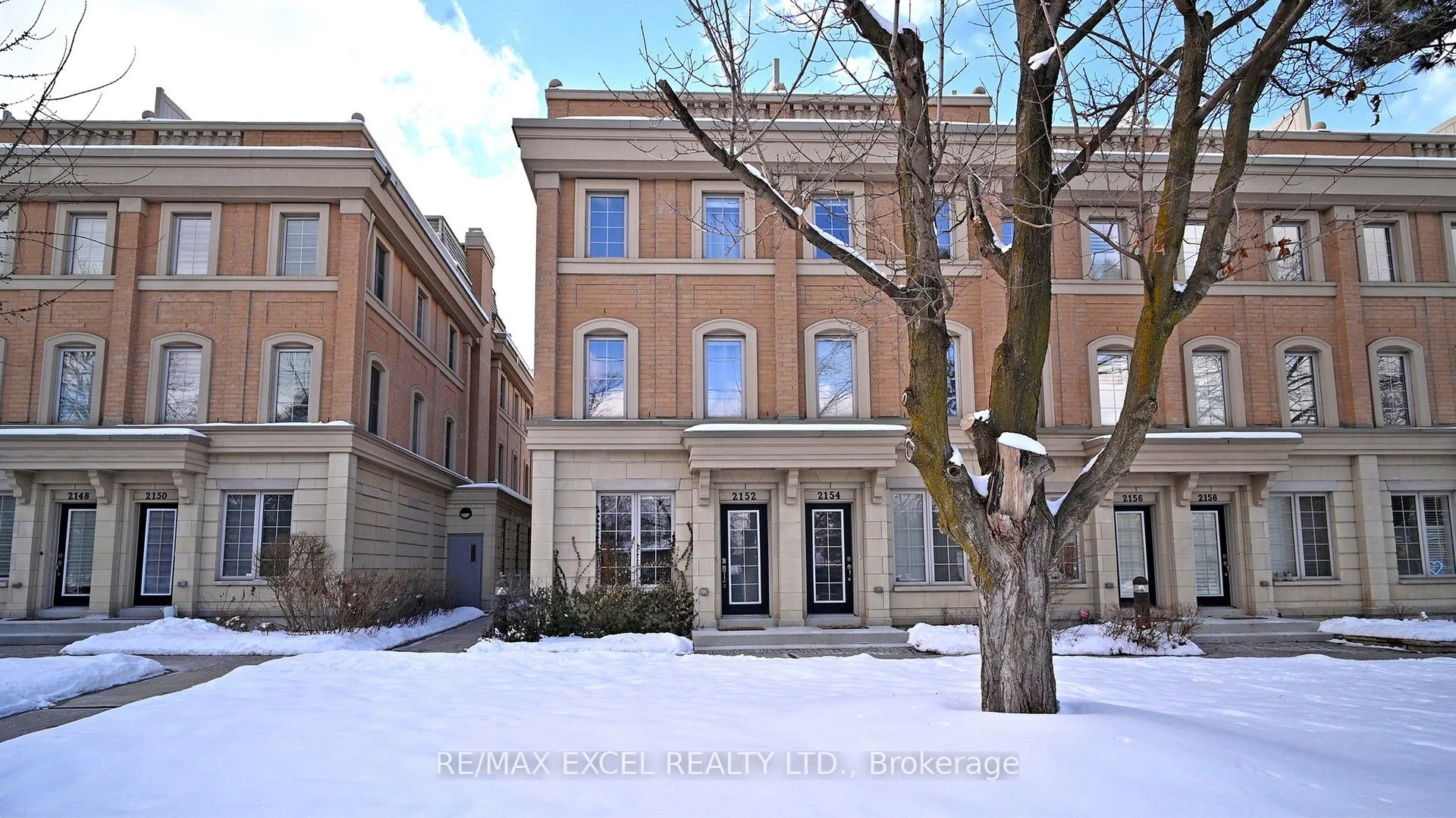 Condo Townhouse in Toronto