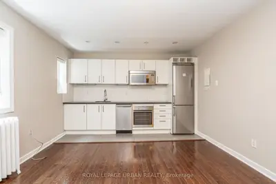 56 Maitland Street 303, Toronto C08, On M4y 1c5