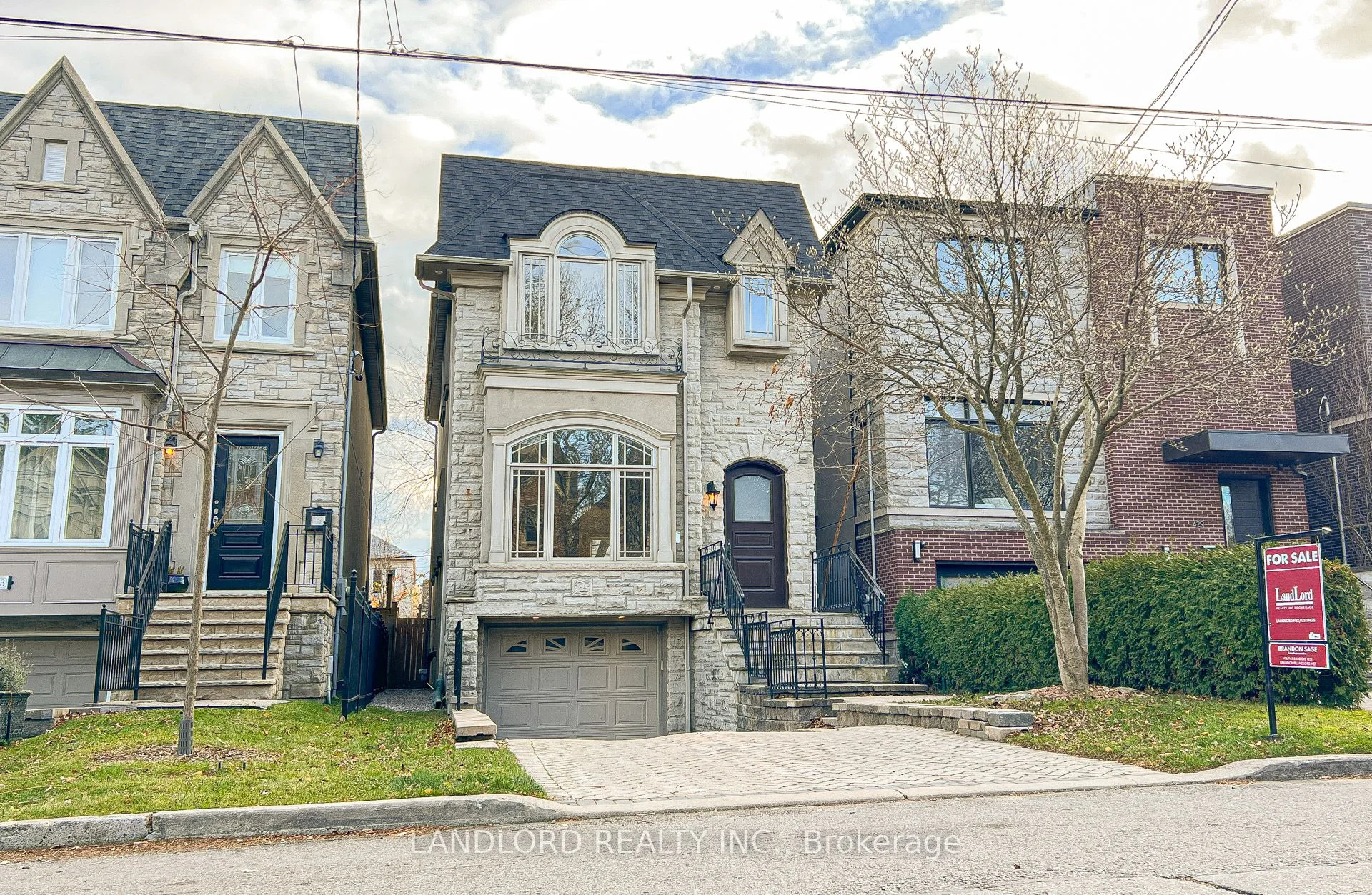 425 Cranbrooke Avenue, Toronto C04, On M5m 1n4