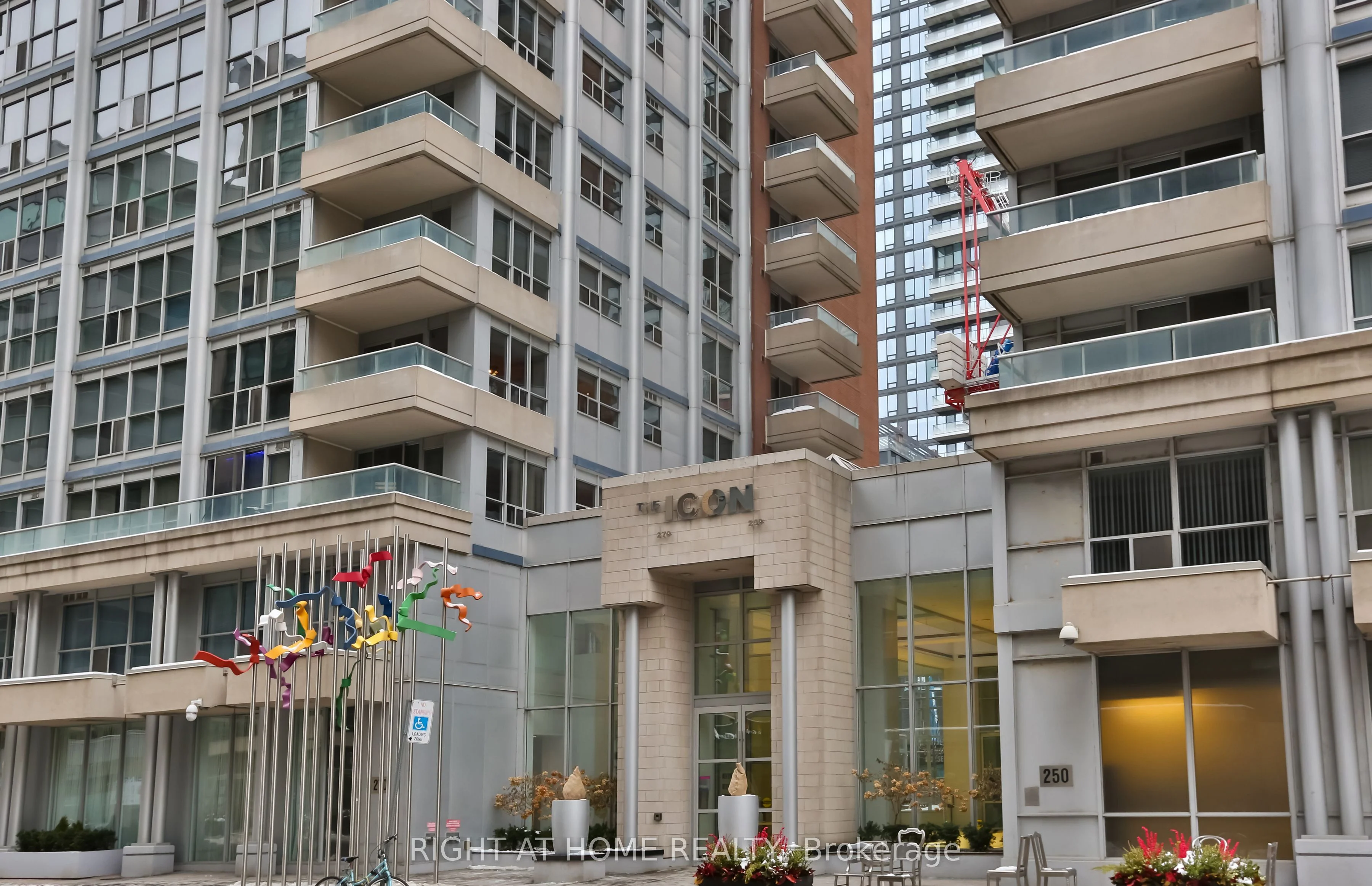 Condo Apartment in Toronto