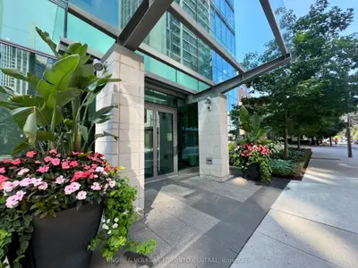 77 Charles Street W 802, Toronto C01, On M5s 0b2
