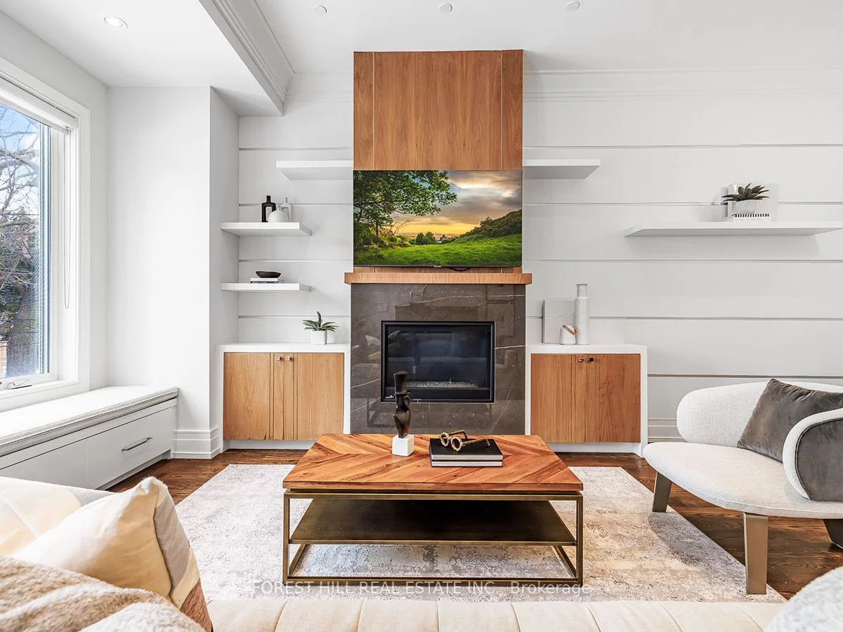 136 Church Avenue, Toronto C14, On M2n 4g2