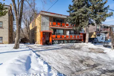 58 Garthdale Court W, Toronto C06, On M3h 5p9