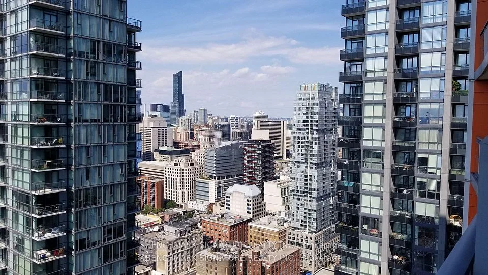 21 Widmer Street 3503, Toronto C01, ON M5V 0B8