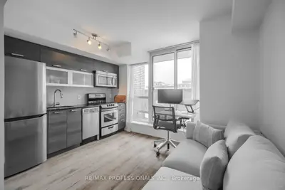 68 Abell Street 743, Toronto C01, On M6j 0b1