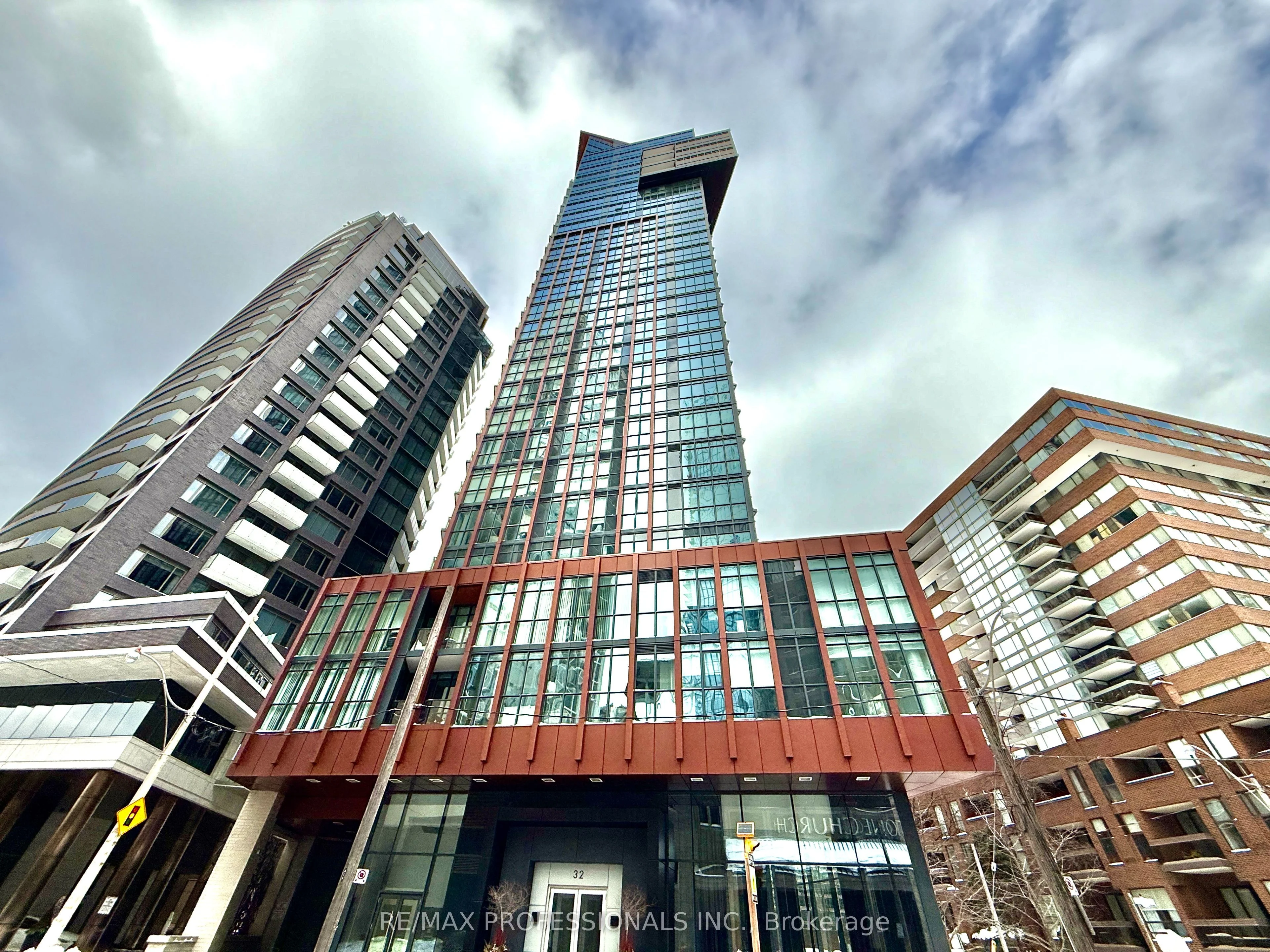 32 Davenport Road 2006, Toronto C02, On M5r 0b5