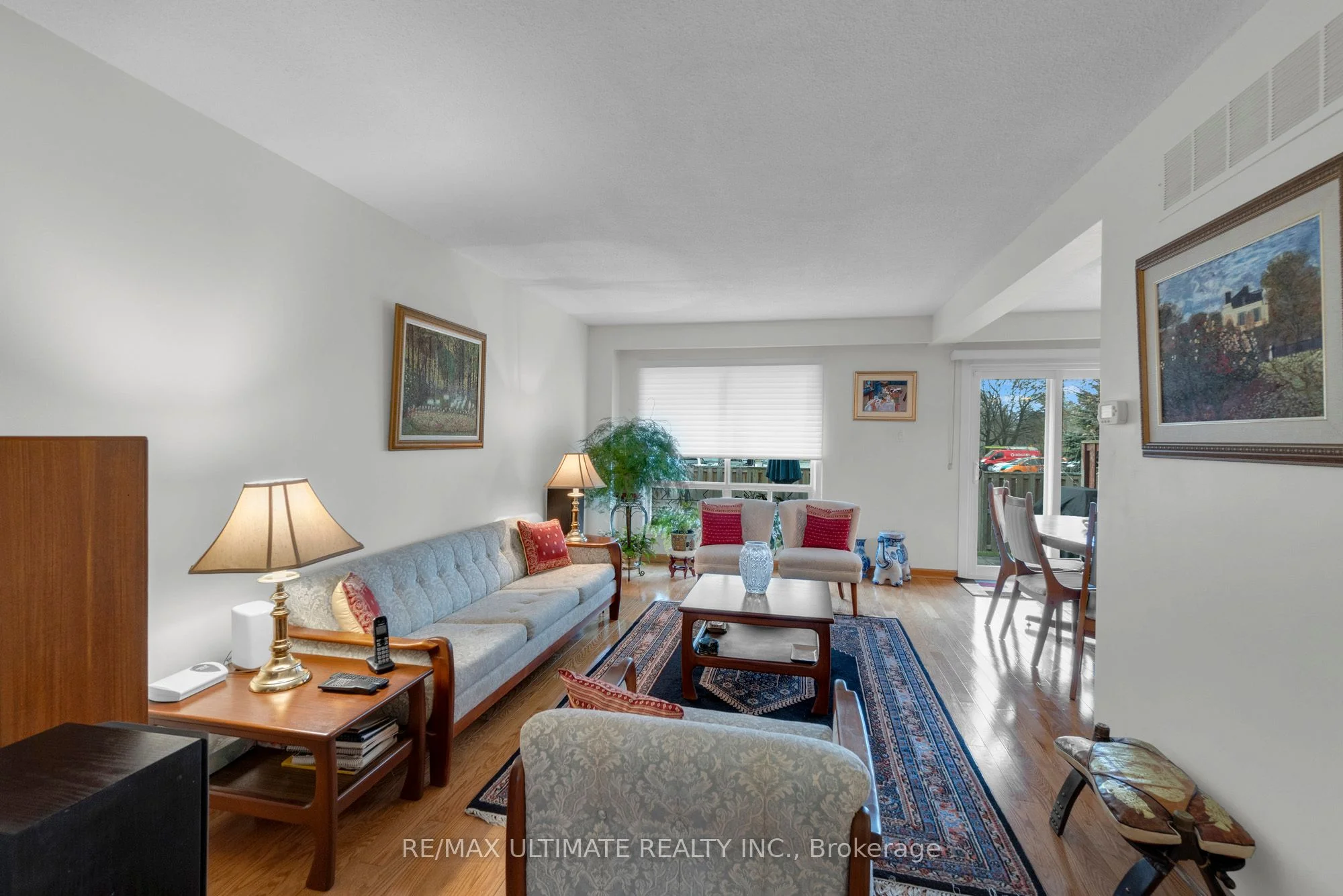 Condo Townhouse in Toronto