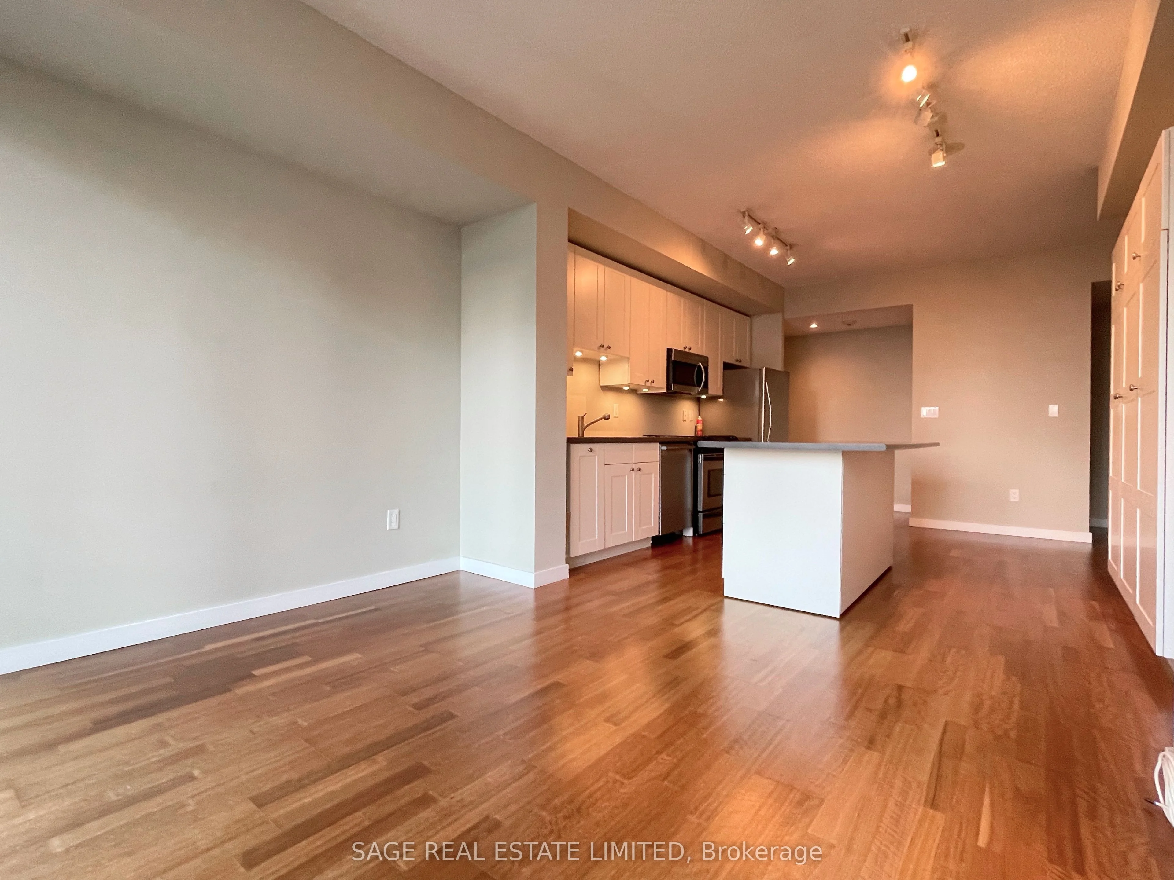 285 Mutual Street 1201, Toronto C08, ON M4Y 3C5