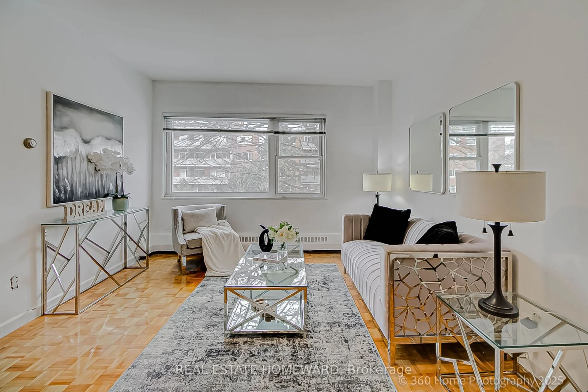 Co-op Apartment in Toronto