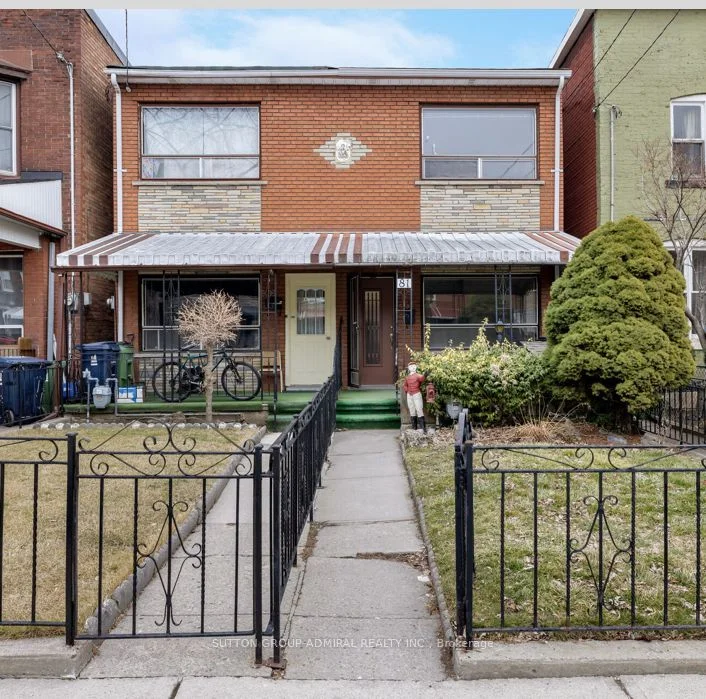81 Palmerston Avenue Main Floor, Toronto C01, On M6j 2j2