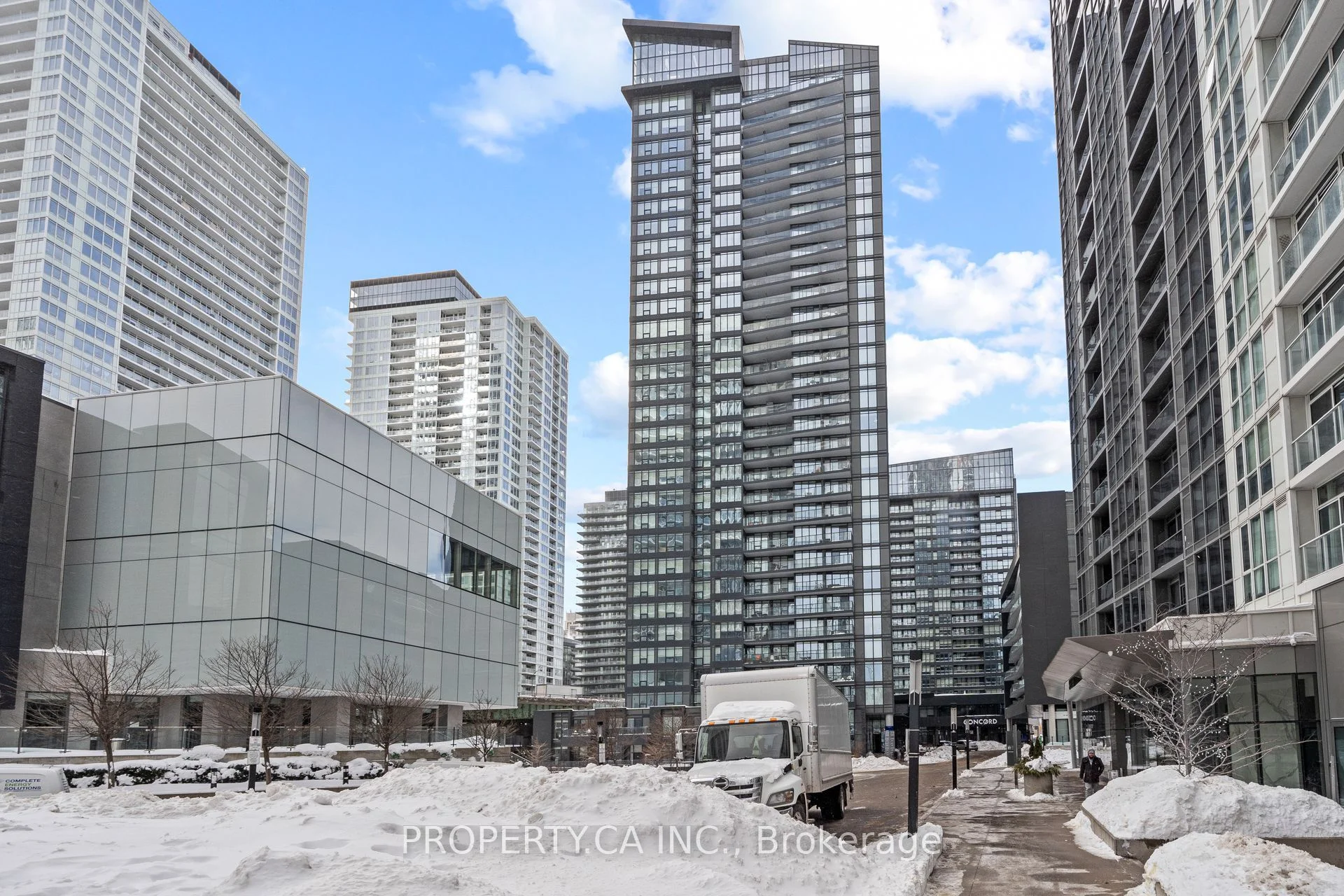 70 Queens Wharf Road 2610, Toronto C01, ON M5V 0J2