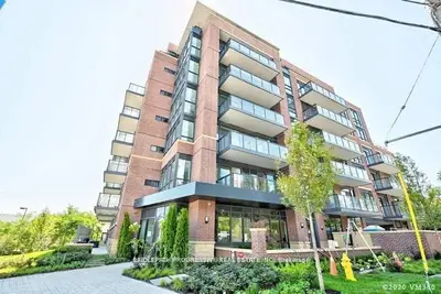 Condo Apartment in Toronto