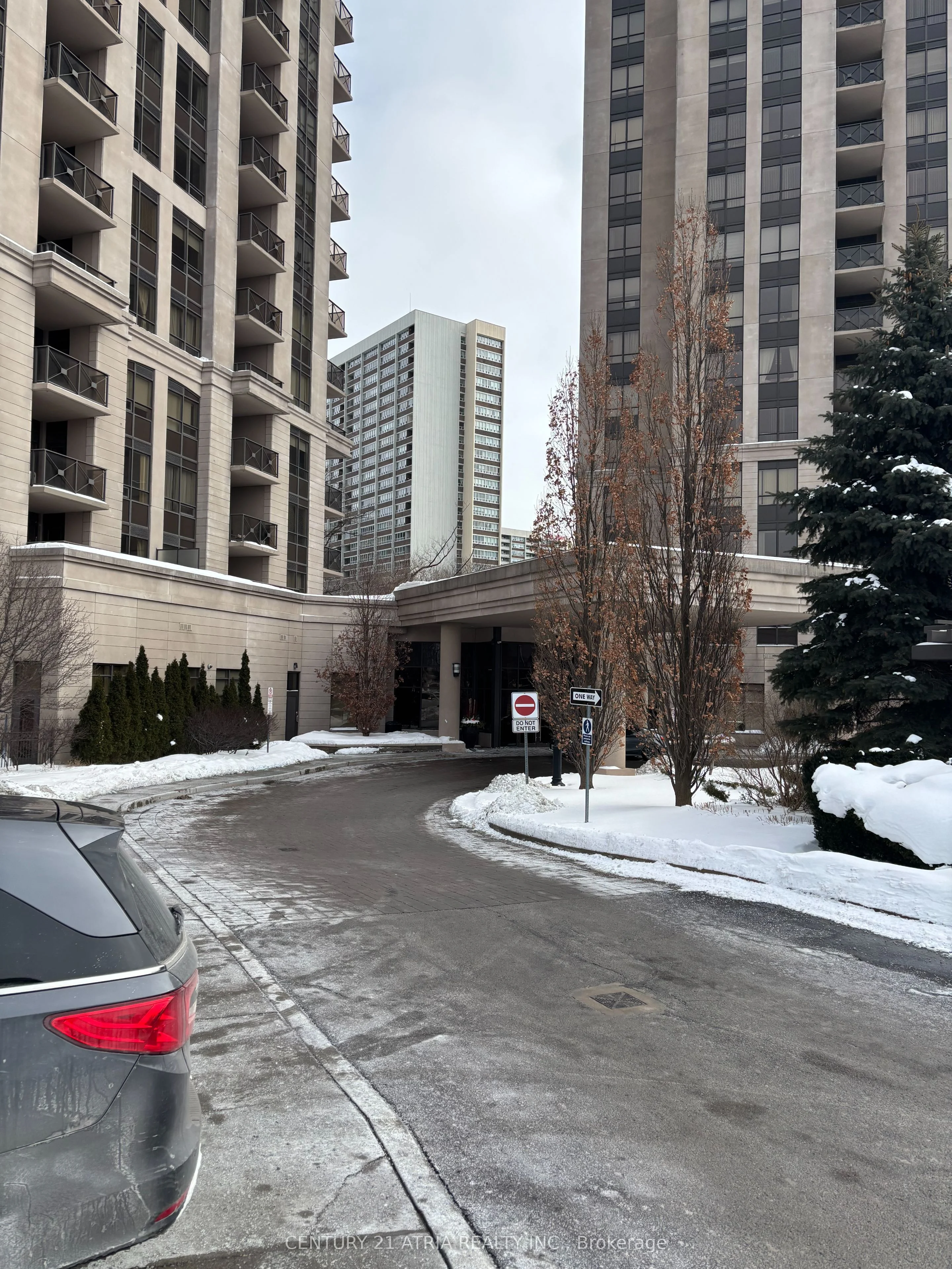 Condo Apartment in Toronto
