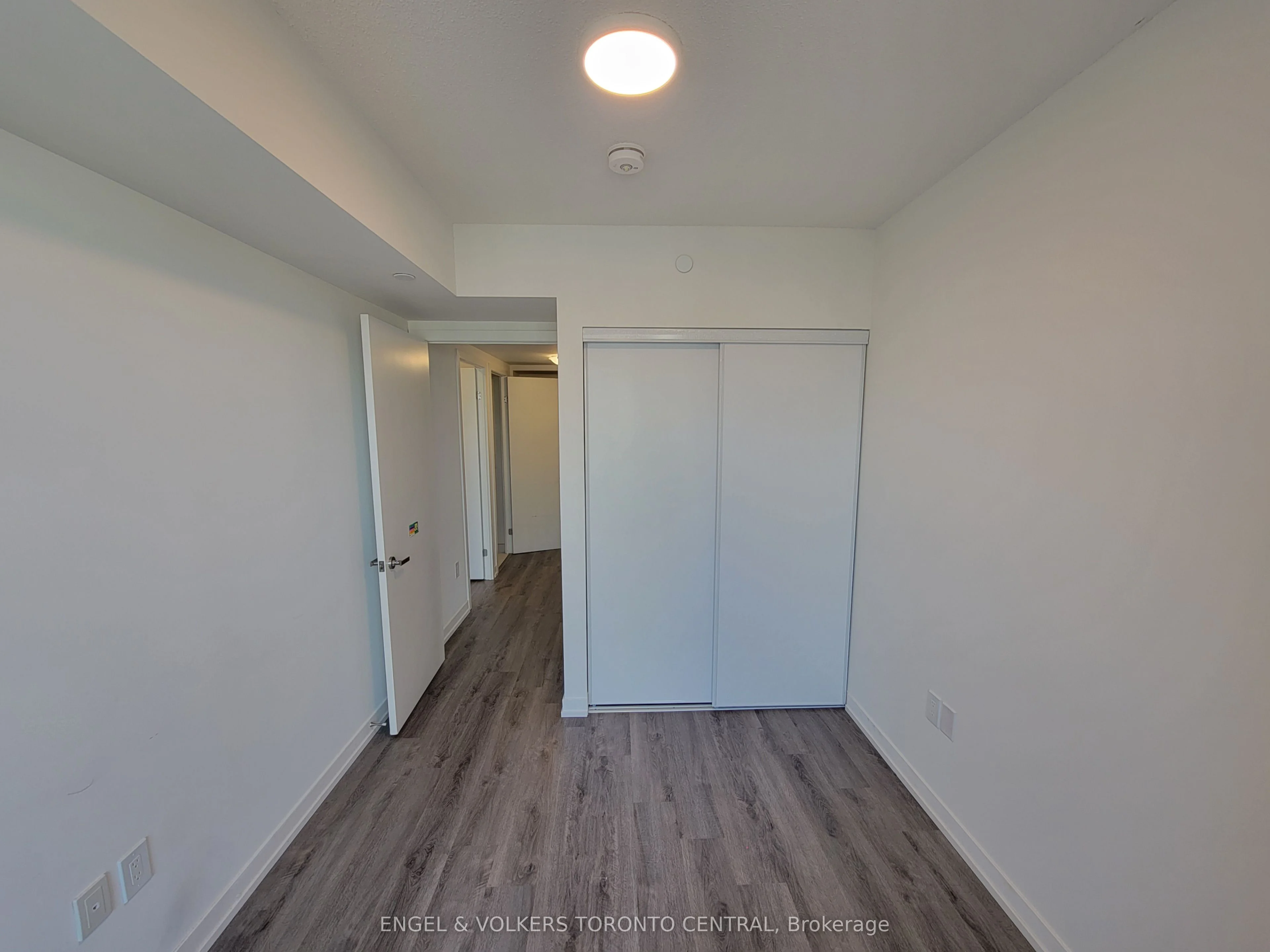 138 Downes Street 3811, Toronto C08, ON M5E 0E4