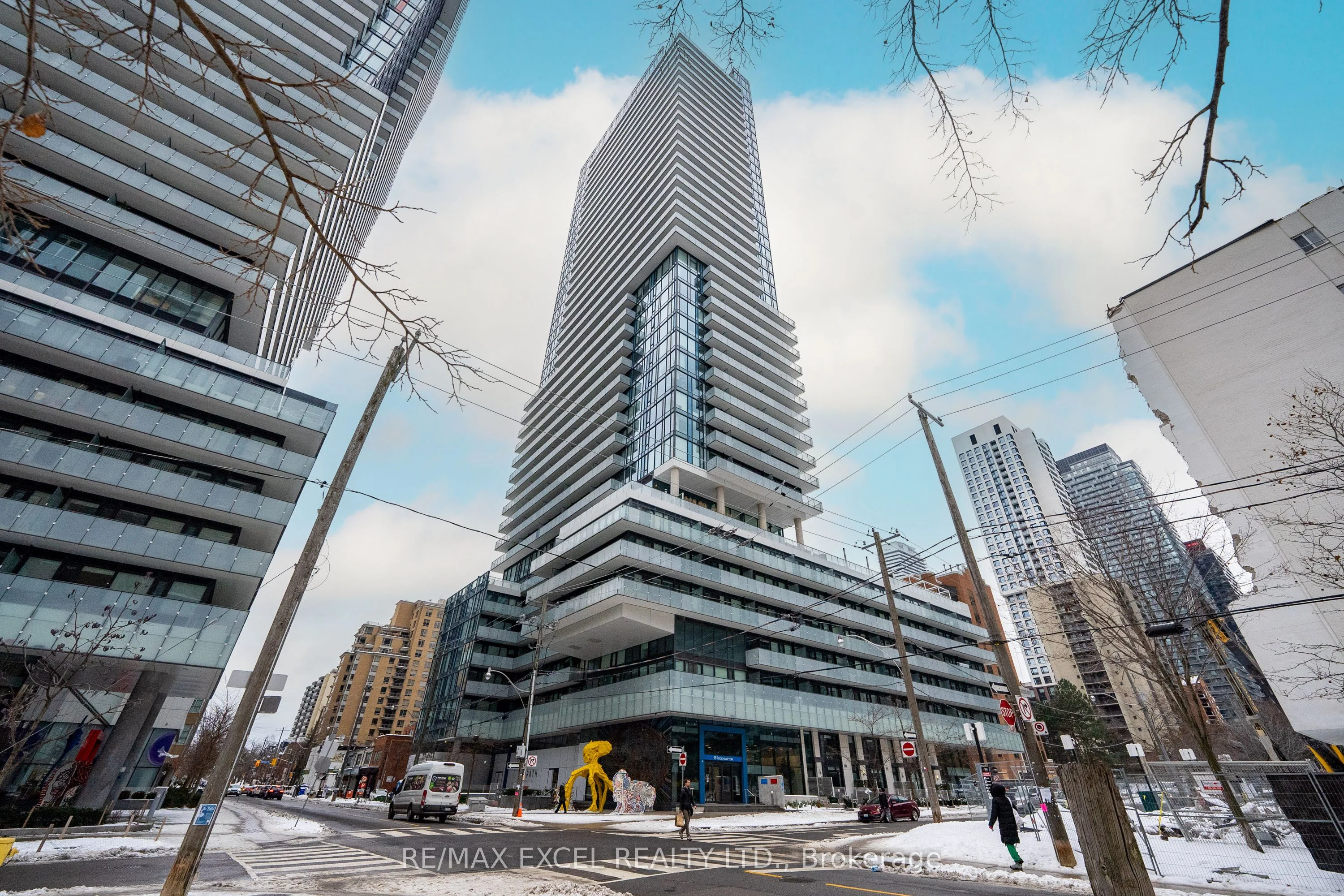 Condo Apartment in Toronto