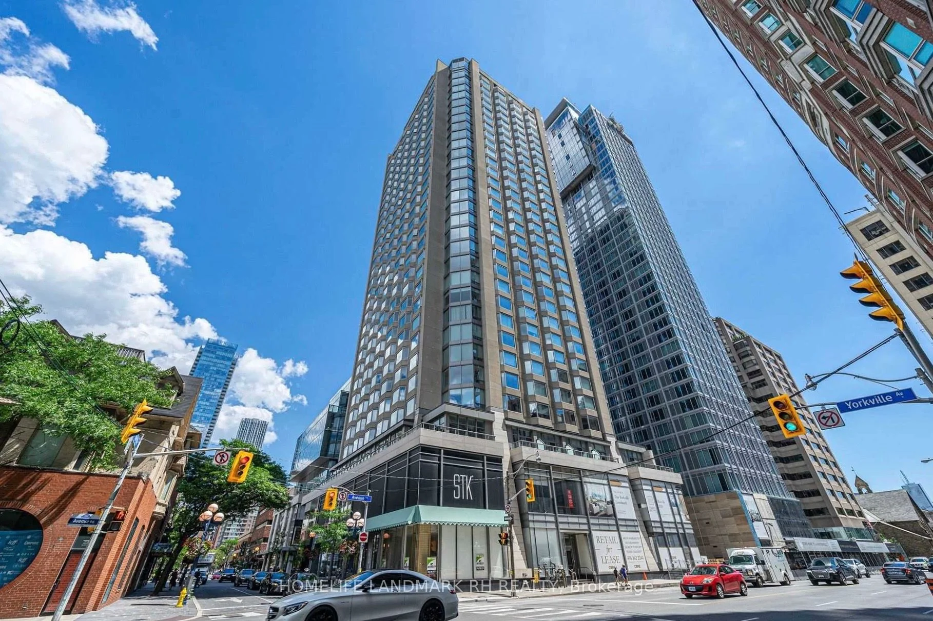 Condo Apartment in Toronto