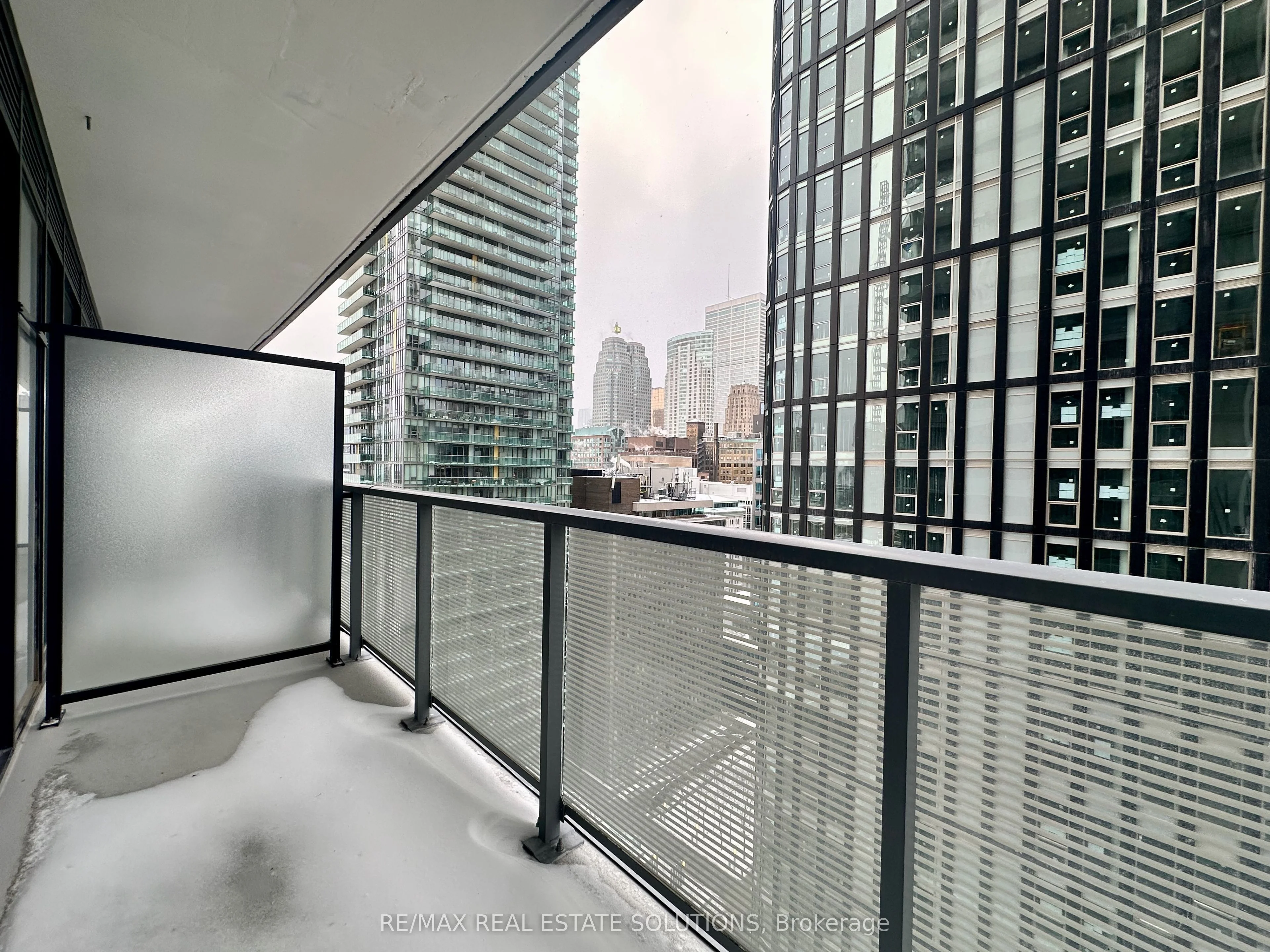89 Church Street 2101, Toronto C08, ON M5C 2G3
