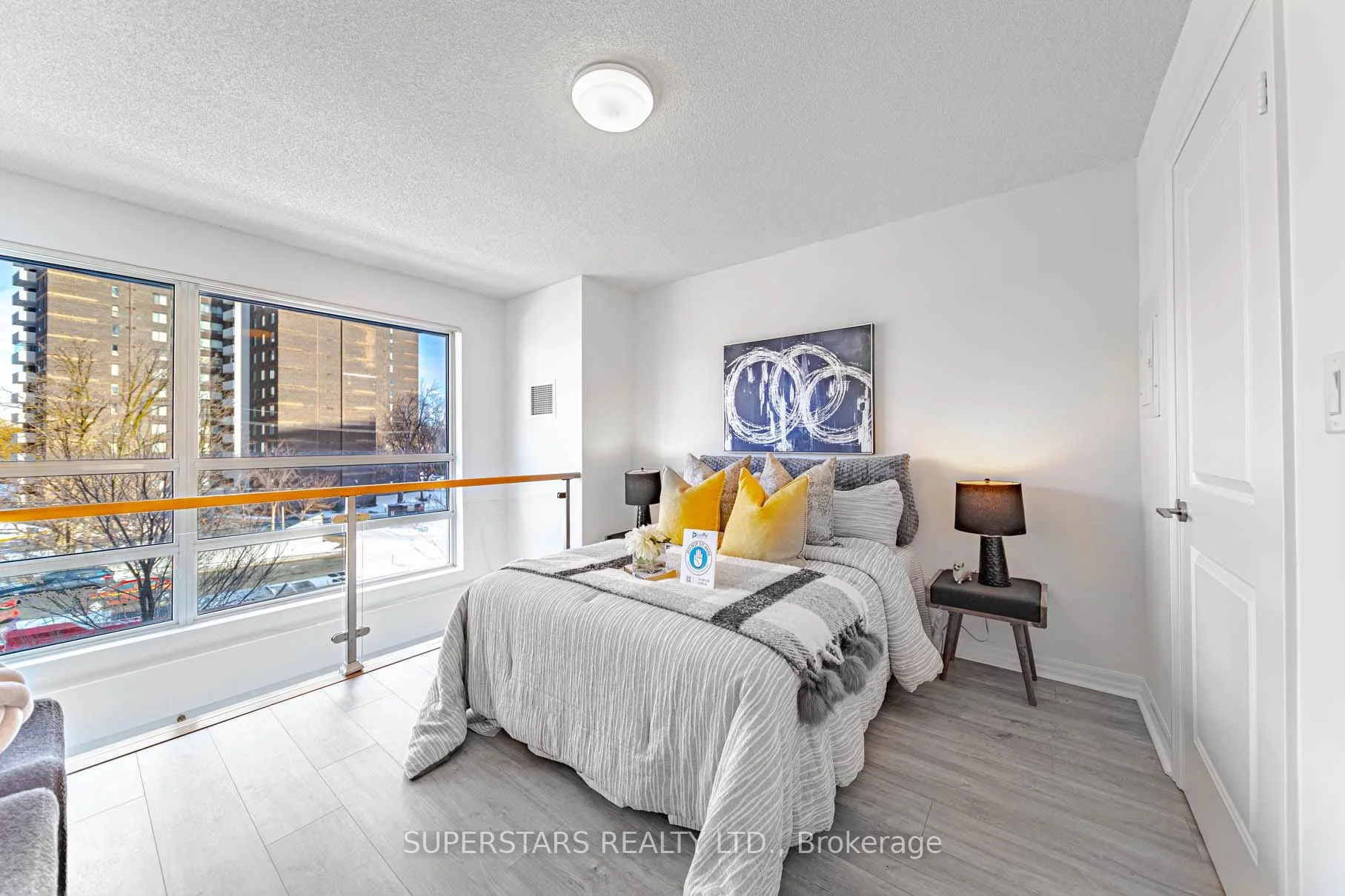 2035 Sheppard Avenue E 125, Toronto C15, ON M2J 0A8