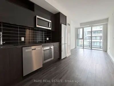 60 Princess Street 825 Se, Toronto C08, On M5a 2c7