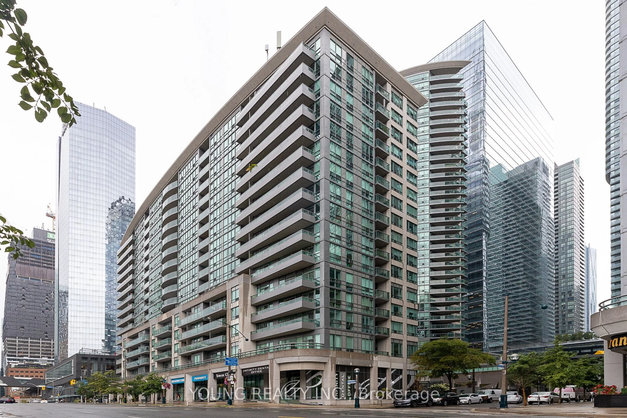 Condo Apartment in Toronto