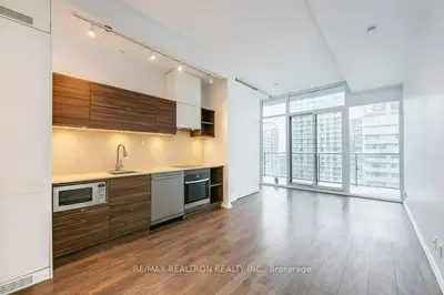 Condo Apartment in Toronto