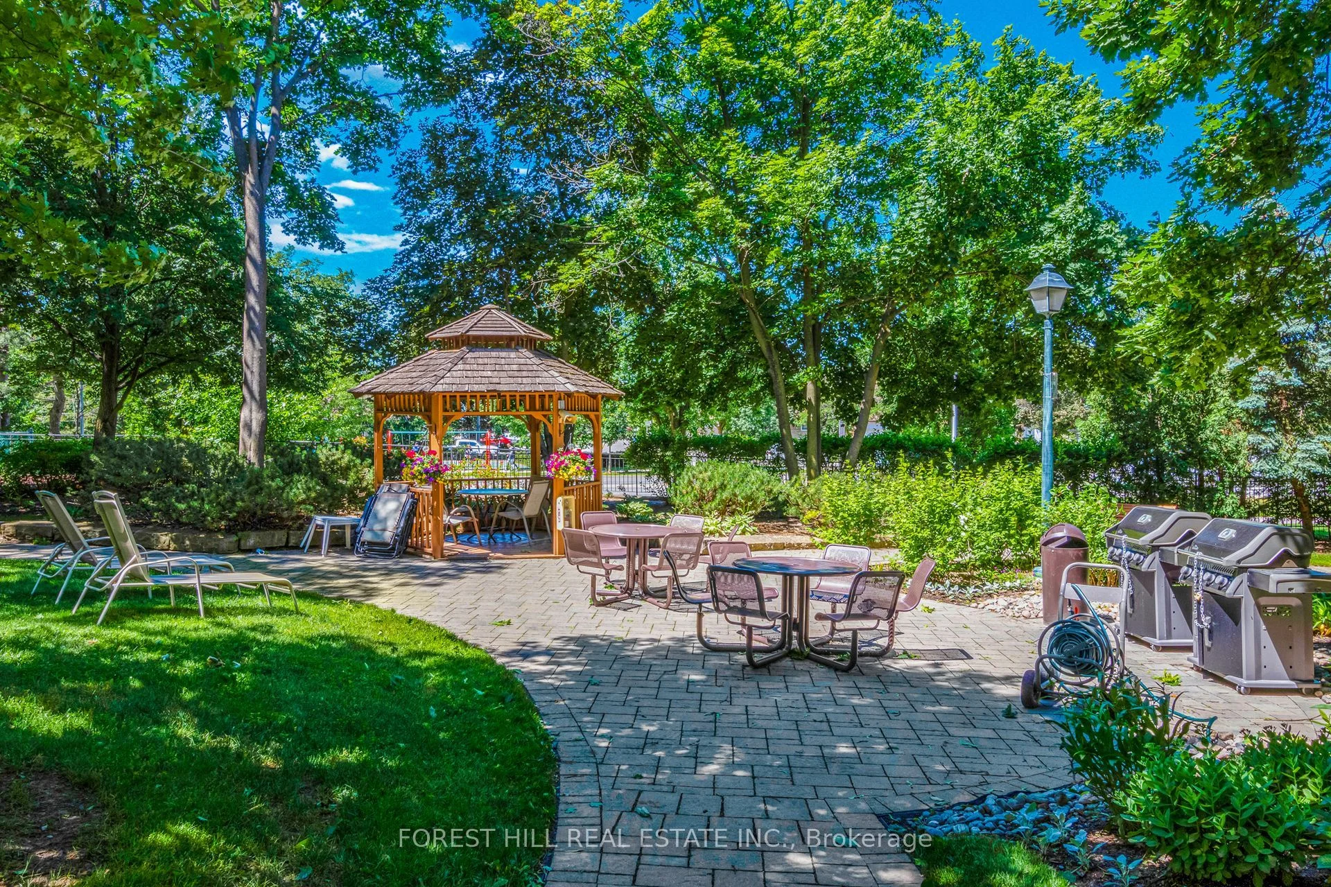 5444 Yonge Street 1607, Toronto C07, ON M2N 6J4