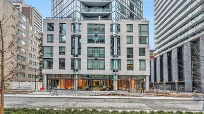 Condo Apartment in Toronto