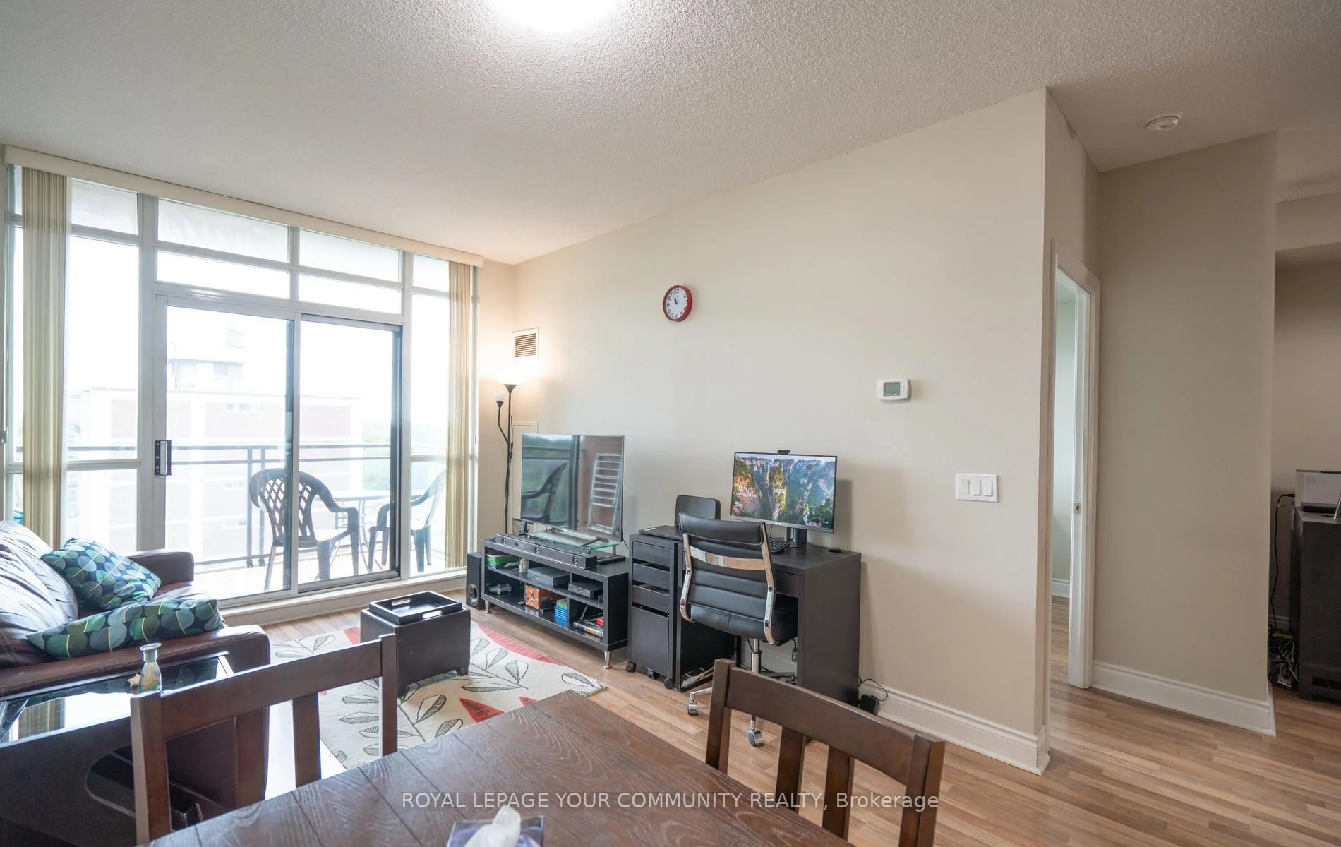 319 Merton Street 805, Toronto C10, ON M4S 1A5