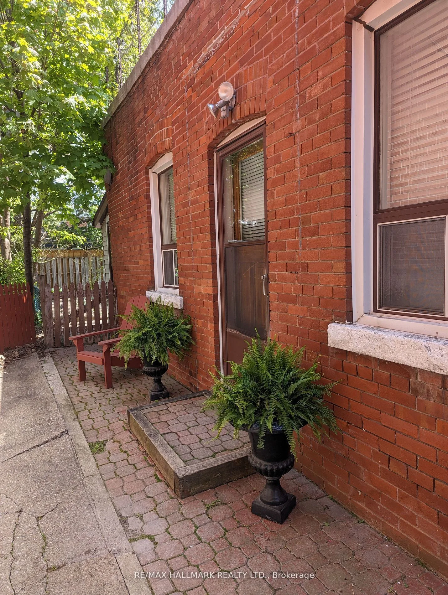 33 Atlas Avenue Main R, Toronto C03, On M6c 3n8
