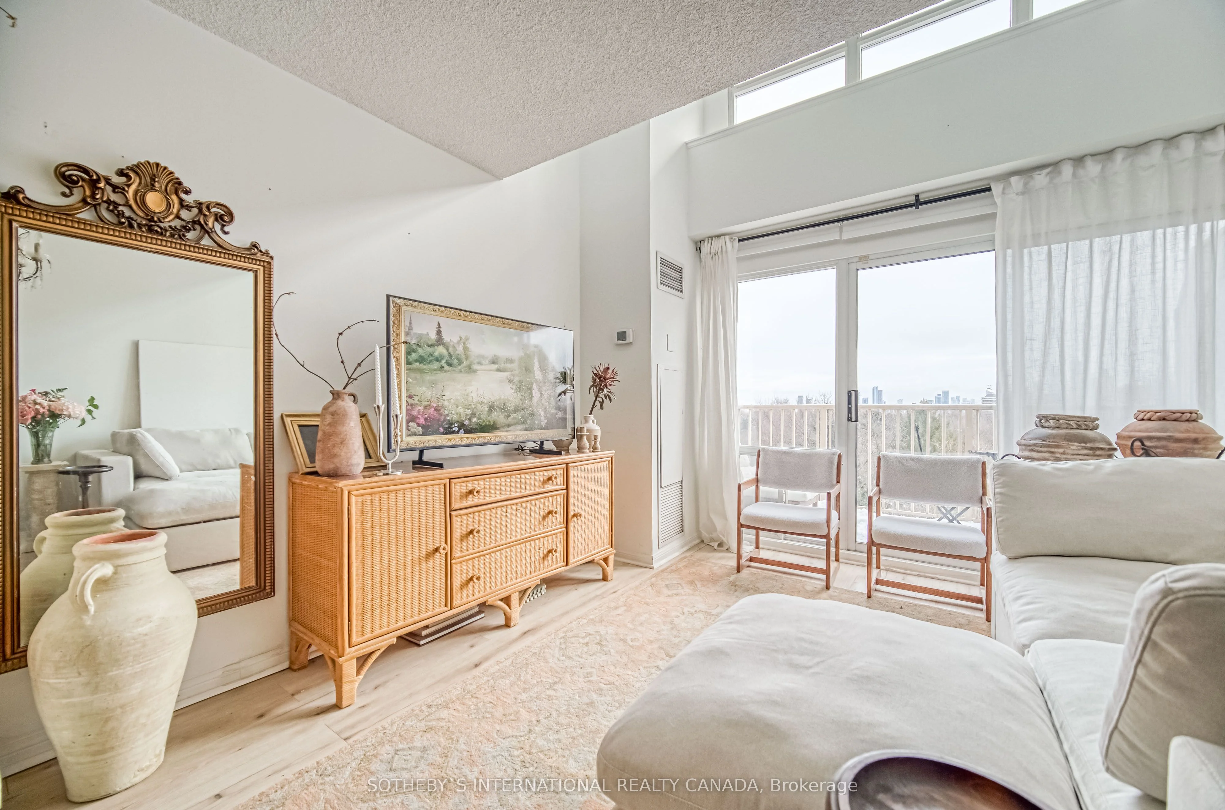 139 Merton Street 840, Toronto C10, On M4s 3g7
