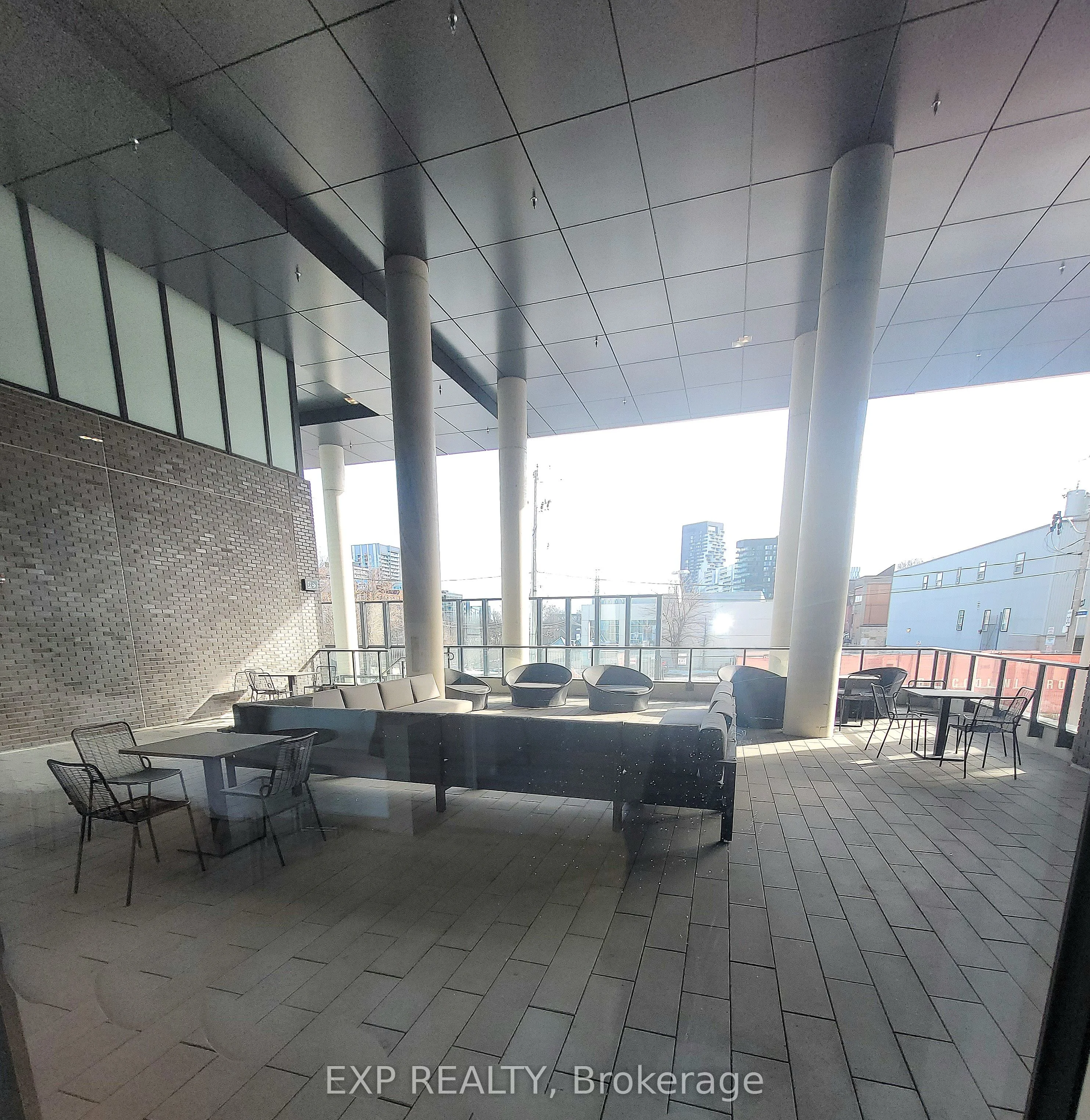 5 Defries Street 703, Toronto C08, ON M5A 0W7