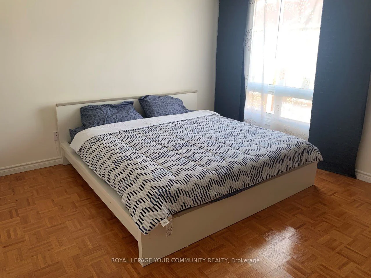 72 Carnival Court, Toronto C07, ON M2R 3T8