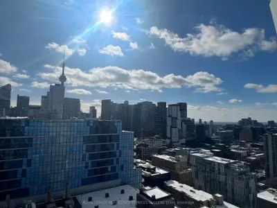 230 Simcoe Street 2517, Toronto C01, On M5t 0g7