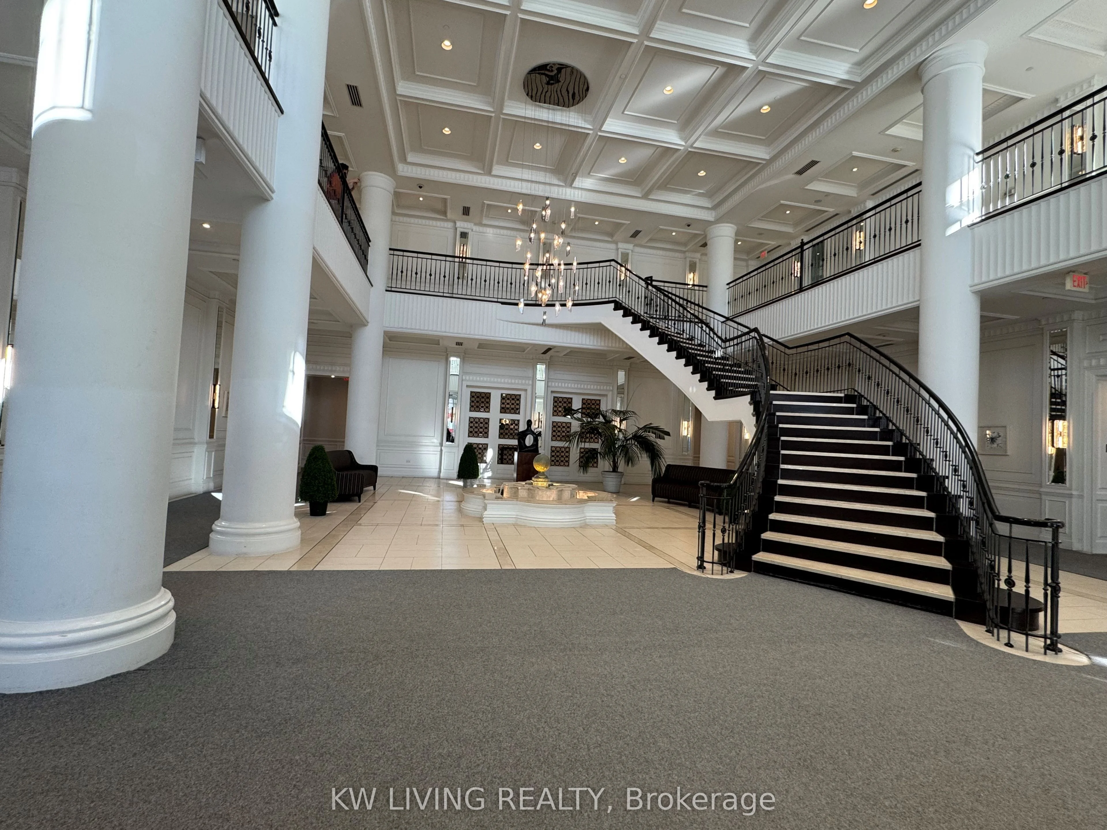 15 Greenview Avenue 3005, Toronto C07, ON M2M 1R2