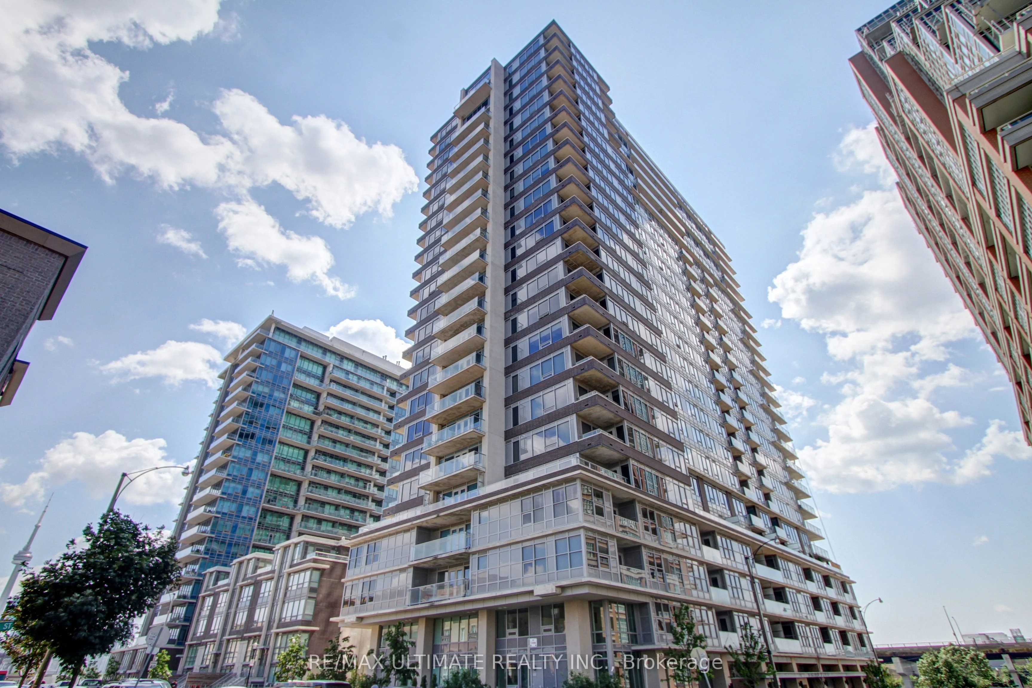Condo Apartment in Toronto