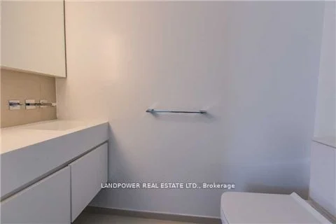 45 Charles Street E 1610, Toronto C08, ON M4Y 0B8