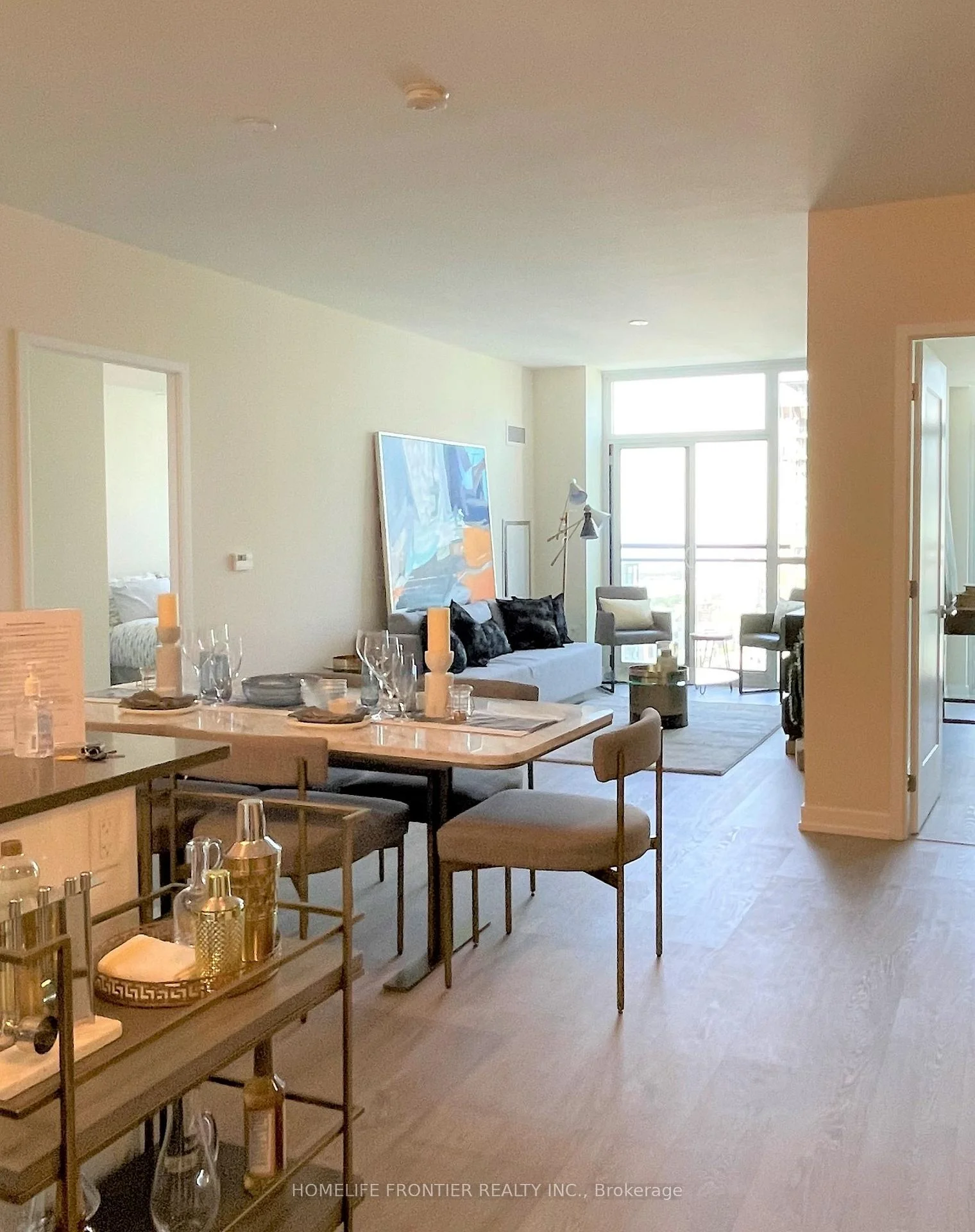 99 John Street 4403, Toronto C01, ON M5V 0S6
