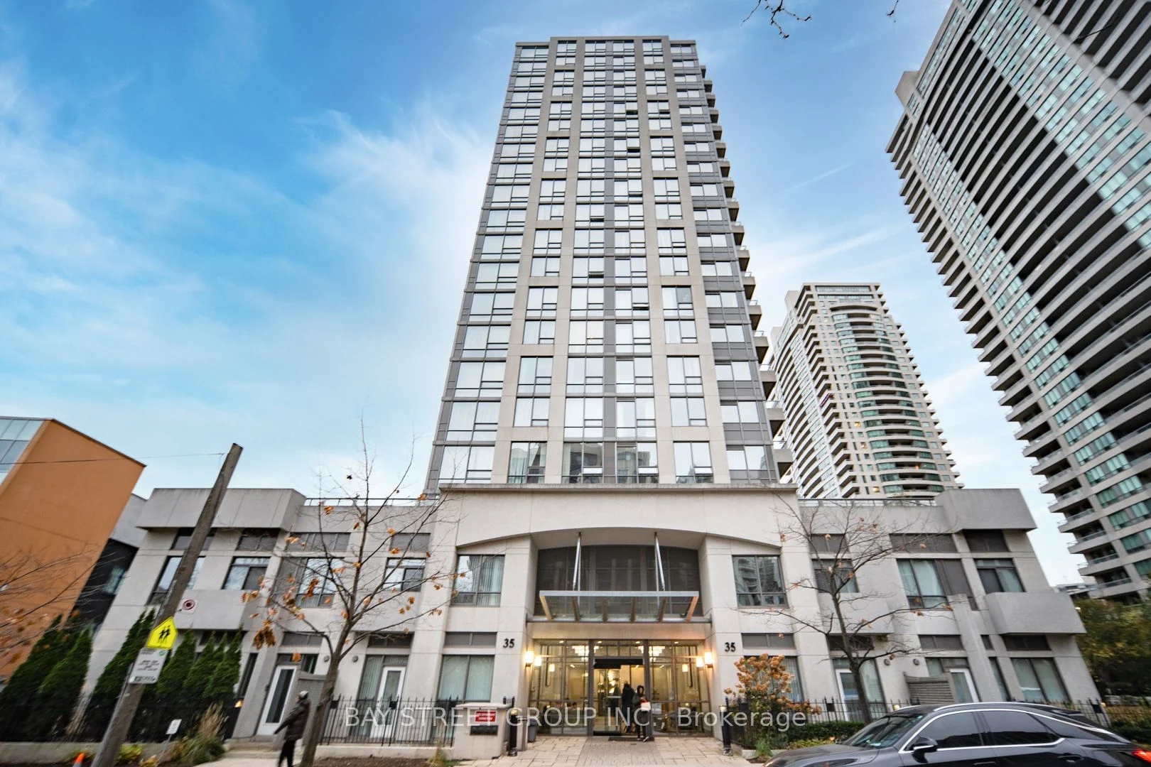 Condo Apartment in Toronto