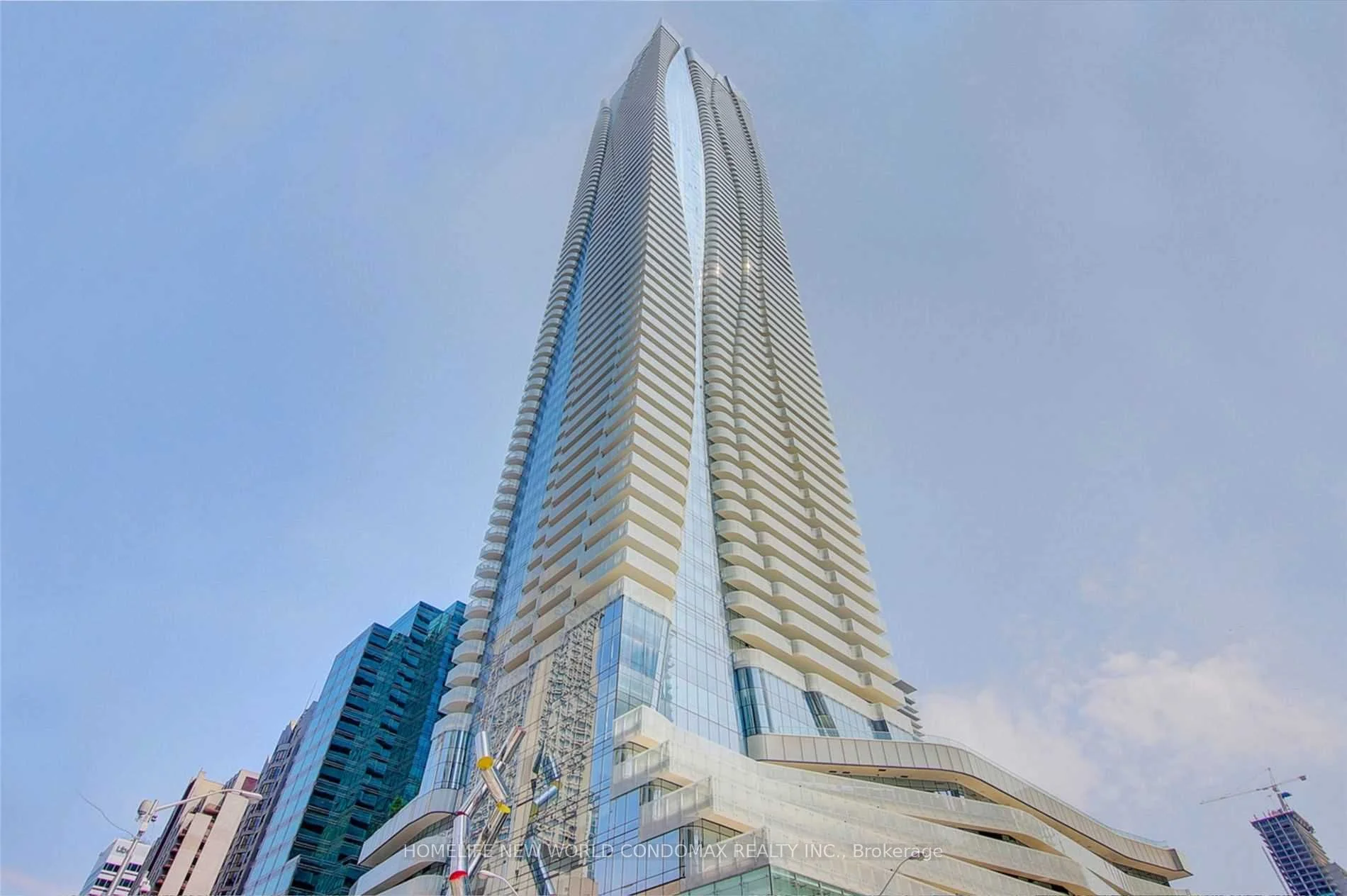 1 Bloor Street E 6904, Toronto C08, On M4w 1a9