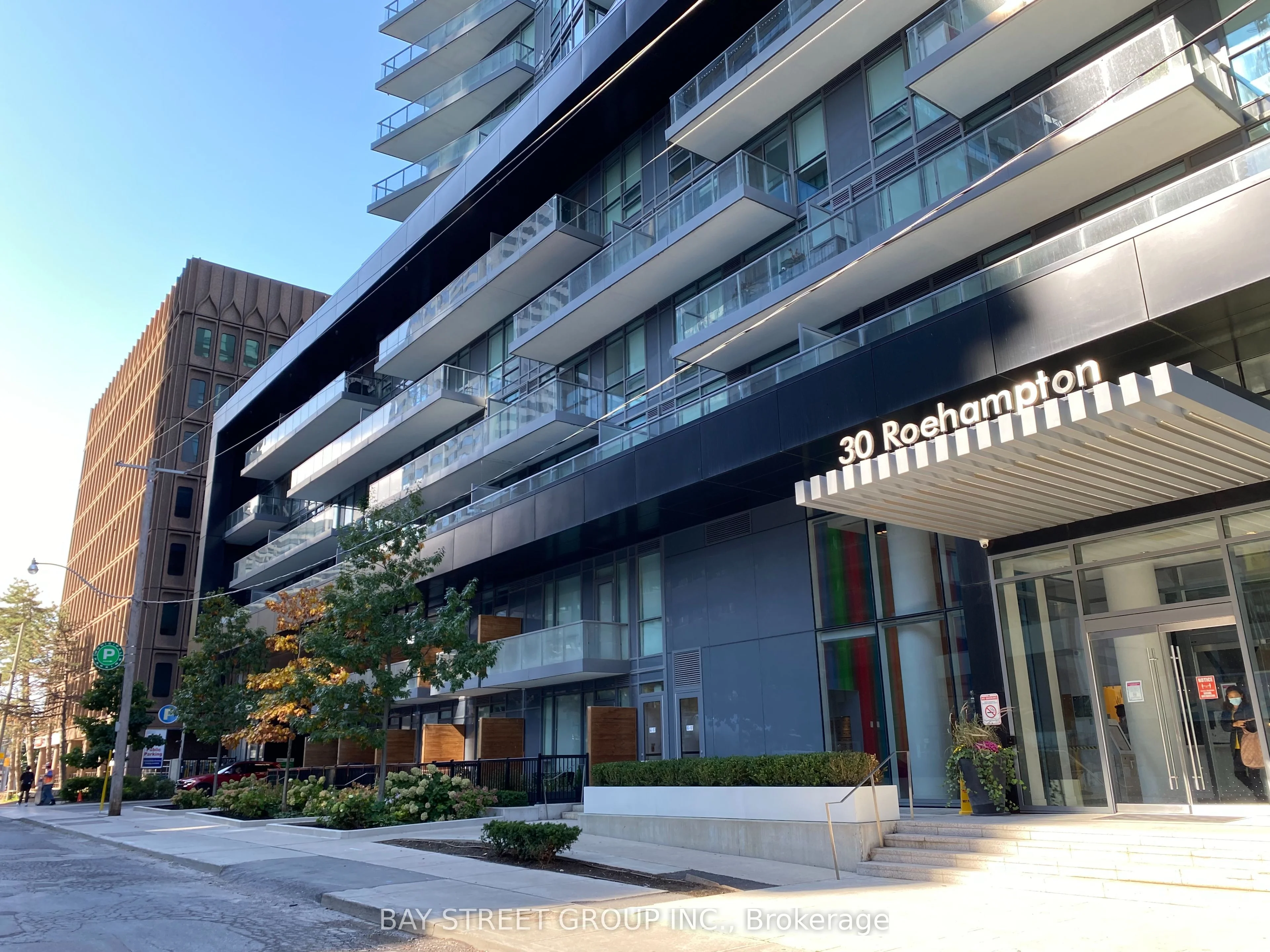 Condo Apartment in Toronto