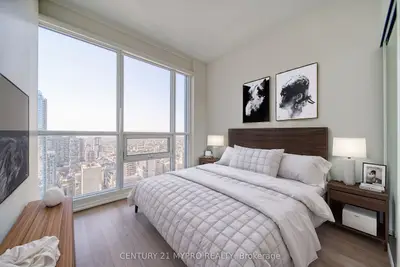 70 Temperance Street 4911, Toronto C01, On M5h 0b1