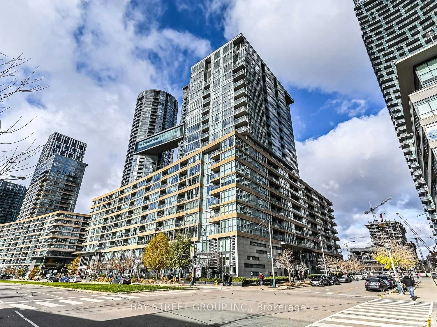Condo Apartment in Toronto