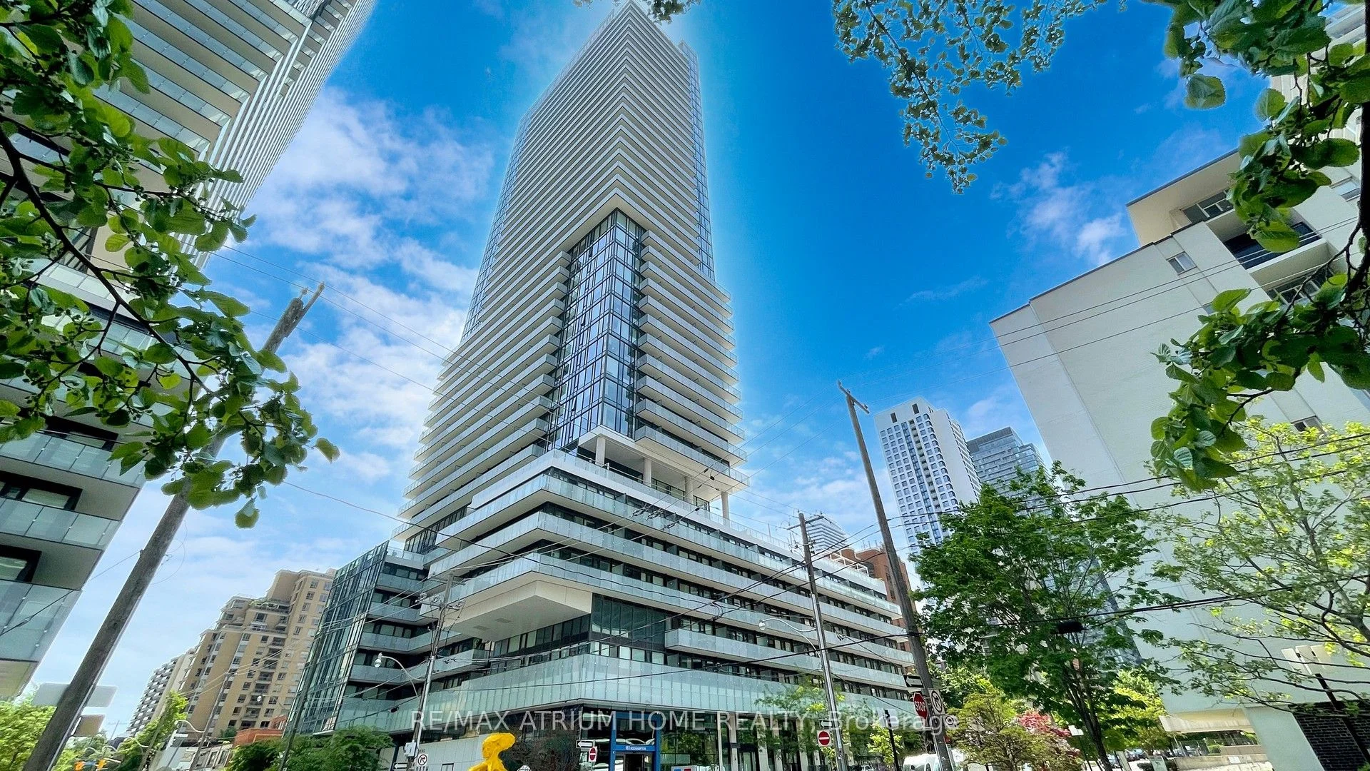 Condo Apartment in Toronto