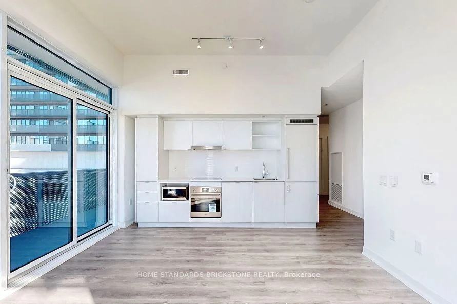 138 Downes Street 1211, Toronto C08, ON M5E 0E4