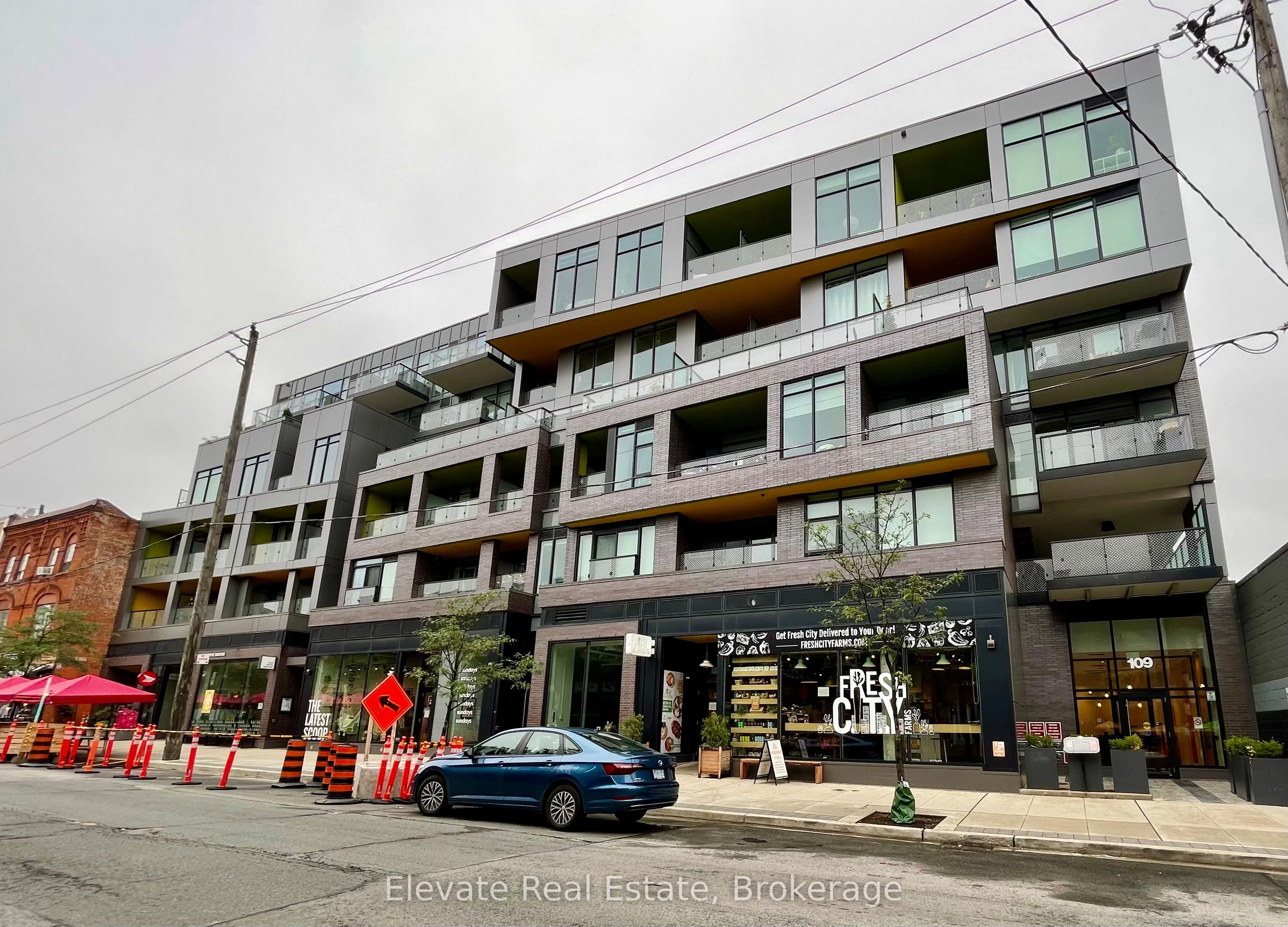 109 Ossington Avenue 319, Toronto C01, On M6j 0g1