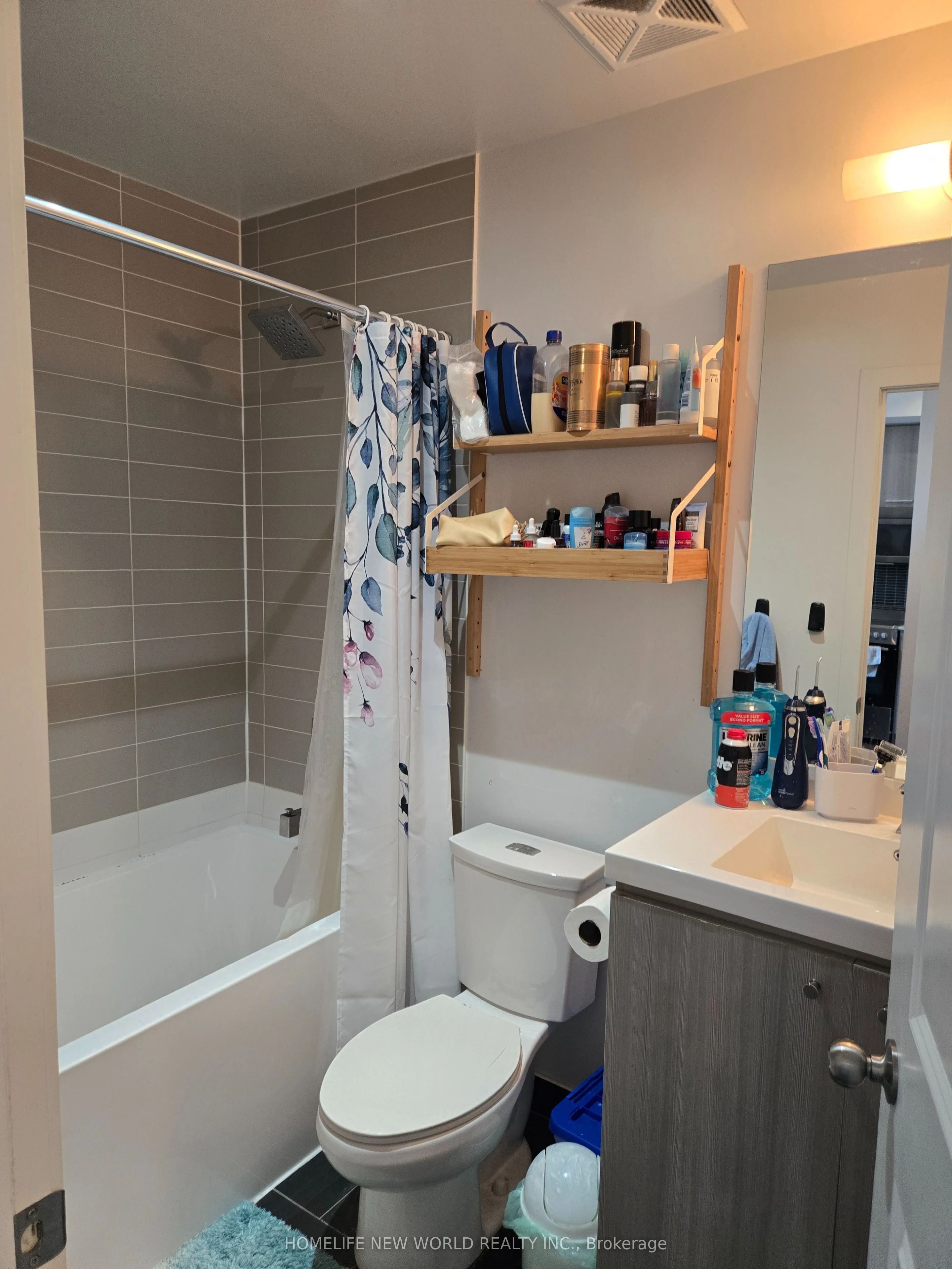 105 George Street 1102, Toronto C08, ON M5A 0L4