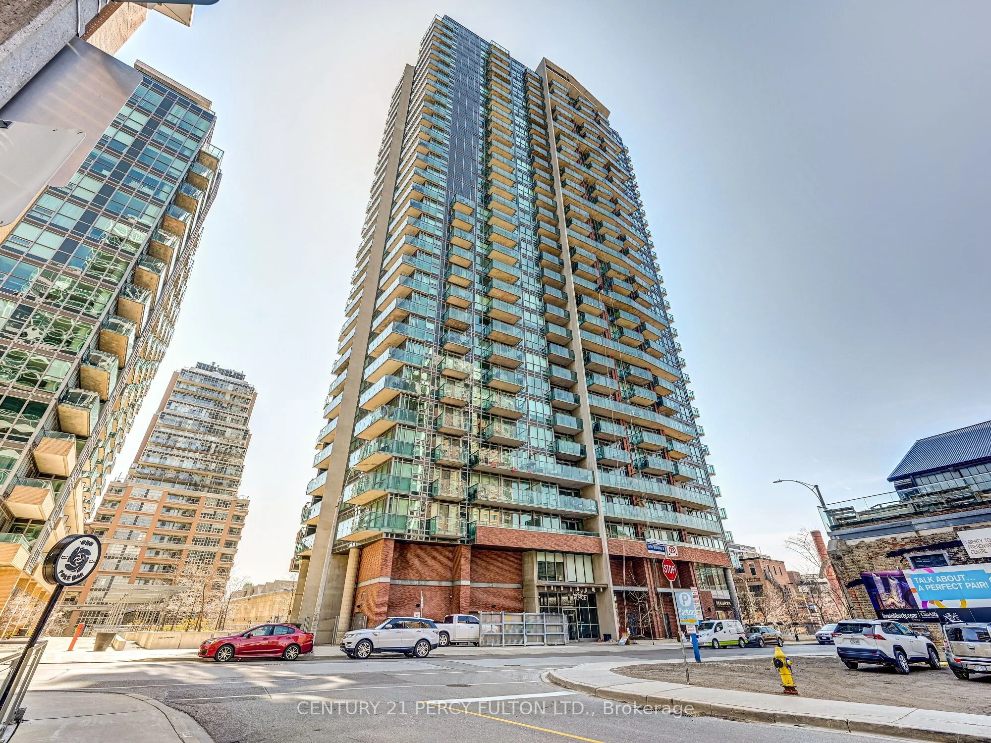Condo Apartment in Toronto
