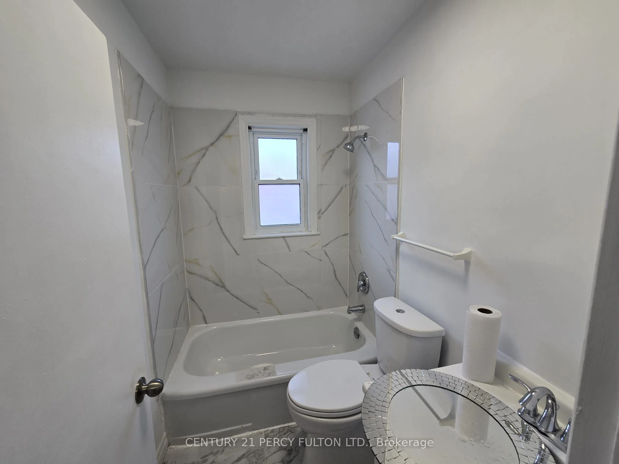 221 patricia Avenue complete, Toronto C07, ON M2M 1J7