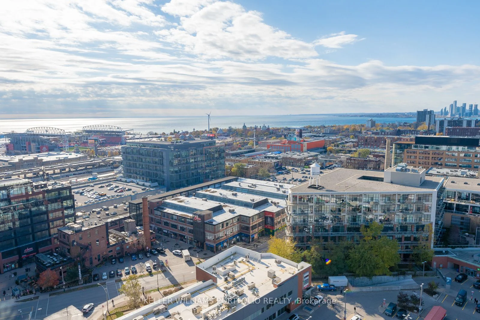Condo Apartment in Toronto